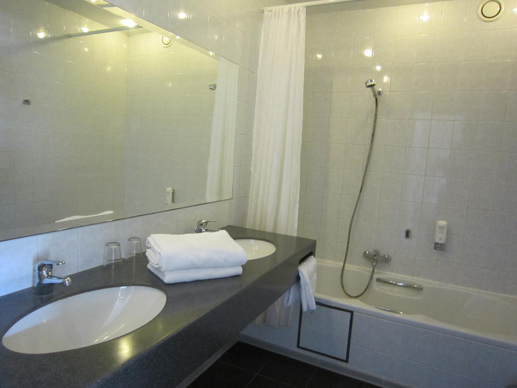 Hotel De Vrede Diksmuide Δωμάτιο φωτογραφία
